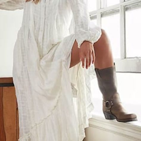 NIB Frye Mid Calf Harness Boots Harness Boots Womens Outfits, Frye Harness Boots Outfit, Harness Boots Outfit, Frye Boots Outfit, Grunge Cowgirl, Frye Harness Boots, High Quality Boots, Harness Boots, Frye Boots