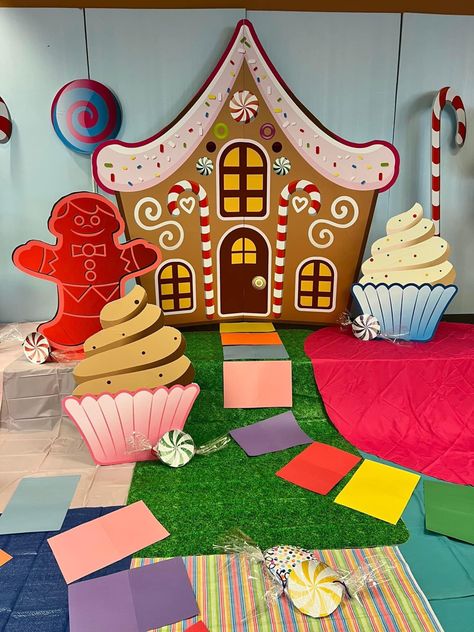 Candy Theme Classroom, Candy Land Birthday Party, Vbs 2023, Vbs Themes, Candyland Birthday, Vbs Crafts, Candy Theme, Candy Land Theme, Game Themes