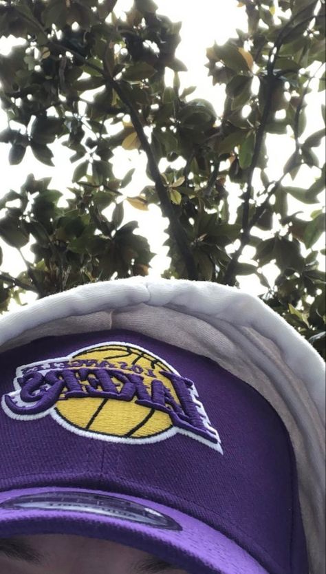 Rhodes Aesthetic, Lakers Cap, Jordans Aesthetic, Lakers Hat, Luxury Baby Clothes, Summer Grunge, Ball Aesthetic, Cap Outfit, Creative Profile Picture