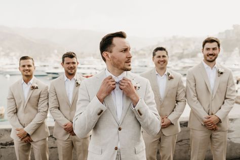 Light Colored Groomsmen Suits, Beige Wedding Suit, Groomsmen Attire Beach Wedding, Wedding Suits Men Black, Beach Wedding Groomsmen, Sky Blue Bridesmaid Dresses, Groomsmen Grey, Wedding Parties Colors, Wedding Tux