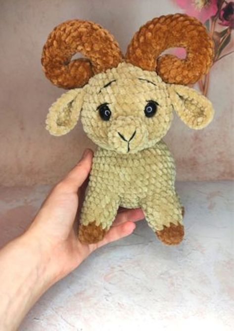 Crochet pattern ram, Amigurumi plushie pattern pdf, Crochet bison pattern, English pattern amigurumi pdf Crochet Bison, Ram Crochet, Crochet Farm Animals, I Love You Puppy, Plushie Amigurumi, Crochet Sheep, Monkey Pattern, Goodbye Gifts, Plushie Patterns