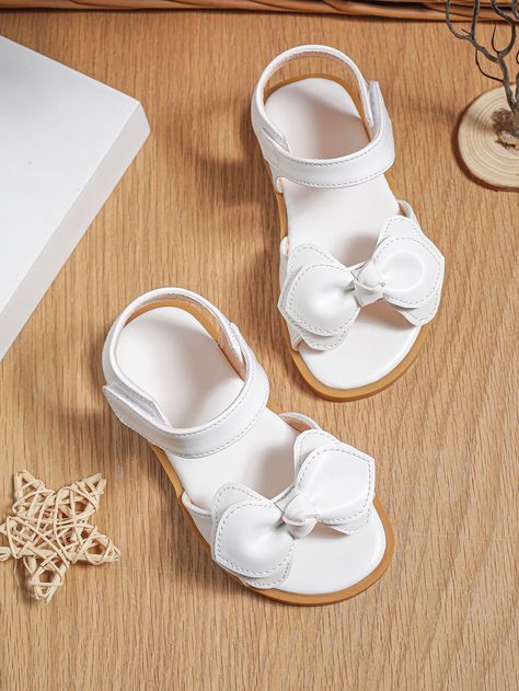 Blanco  Collar   Liso Sandalias con tira Embellished   Zapatos para niños Vivienne Westwood Shoes, Cropped Leather Jacket, Bow Decor, Baby Sandals, Lingerie Accessories, White Sandals, Elegant Dresses Long, Girls Sandals