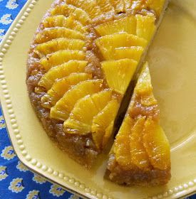 Fresh Pineapple Upside Down Cake, Pineapple Recipes Healthy, Fresh Pineapple Recipes, Brownie Bites Recipe, Pineapple Cake Recipe, Pineapple Dessert Recipes, Cake Filling Recipes, Recipes Savory, Cake Filling