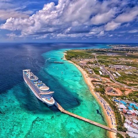 Grand Turk/ Turks & Caicos. The most beautiful place I've seen so far in my life! Ocho Rios Jamaica, Grand Turk, Luxury Boat, Cruise Planning, Turks Caicos, Ocho Rios, Carnival Cruise, Cruise Port, Caribbean Cruise