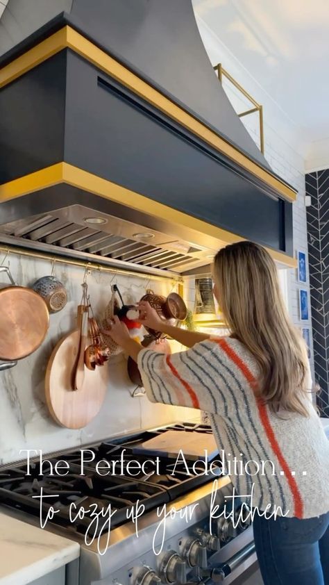 Rail Behind Stove, Kitchen Hanging Rail Ideas, Picture Behind Stove, Modern Stoves, Kitchen Rails, Pine Cabin, Oven Hood, Stove Backsplash, Exhaust Hood