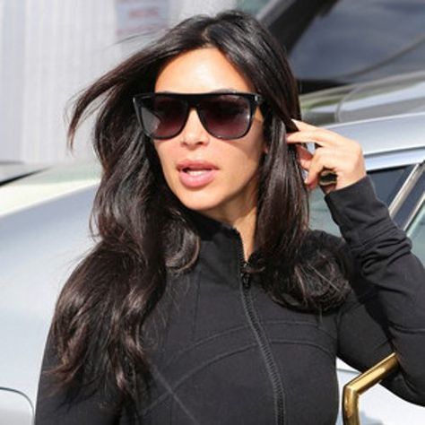 http://www.eonline.com/news/587049/kim-kardashian-takes-cue-from-khloe-s-fitness-routine-says-she-literally-can-t-walk-after-workout Kim Kardashian Boss Lady, Kim K Sunglasses, Sunglasses Kim Kardashian, Kim K Old Selfies, Kim K All Black, Kim Kardashian Funny Memes, Saint Laurent Sunglasses, After Workout, Paris Woman