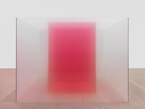 Larry Bell's glass cubes mimic California light and fog Larry Bell, Interaktives Design, Morning Fog, Glass Installation, Glass Cube, Room Stuff, Coloured Glass, Red Art, Light And Space