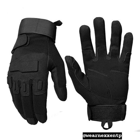 Custom made tactical Gloves for men combat shooting, hunting. "𝗠𝗮𝗻𝘂𝗳𝗮𝗰𝘁𝘂𝗿𝗲𝗿 𝗮𝗻𝗱 𝗲𝘅𝗽𝗼𝗿𝘁𝗲𝗿" 𝐖𝐞 𝐩𝐫𝐨𝐯𝐢𝐝𝐞 𝐭𝐡𝐞 𝐟𝐚𝐜𝐢𝐥𝐢𝐭𝐲 𝐨𝐟 𝐟𝐮𝐥𝐥 𝐜𝐮𝐬𝐭𝐨𝐦𝐢𝐳𝐚𝐭𝐢𝐨𝐧 𝐚𝐧𝐝 𝐩𝐞𝐫𝐬𝐨𝐧𝐚𝐥𝐢𝐳𝐚𝐭𝐢𝐨𝐧 𝐰𝐢𝐭𝐡 𝐧𝐨 𝐜𝐨𝐦𝐩𝐫𝐨𝐦𝐢𝐬𝐞 𝐨𝐧 𝐬𝐭𝐢𝐭𝐜𝐡𝐢𝐧𝐠 𝐚𝐧𝐝 𝐟𝐚𝐛𝐫𝐢𝐜 𝐪𝐮𝐚𝐥𝐢𝐭𝐲. • 𝐀𝐯𝐚𝐢𝐥𝐚𝐛𝐥𝐞 𝐢𝐧 𝐚𝐥𝐥 𝐜𝐨𝐥𝐨𝐫 𝐚𝐧𝐝 𝐜𝐮𝐬𝐭𝐨𝐦 𝐬𝐢𝐳𝐞𝐬. • 𝐋𝐨𝐰 𝐌𝐎𝐐. • 𝐘𝐨𝐮𝐫 𝐨𝐰𝐧 𝐩𝐫𝐢𝐯𝐚𝐭𝐞 𝐥𝐚𝐛𝐞𝐥, 𝐥𝐨𝐠𝐨 & 𝐭𝐚𝐠𝐬. • 𝐒𝐞𝐜𝐮𝐫𝐞 𝐩𝐚𝐲𝐦𝐞𝐧𝐭. • 𝐅𝐚𝐬𝐭 𝐩𝐫𝐨𝐜𝐞𝐬𝐬𝐢𝐧𝐠 𝐚𝐧𝐝 𝐝𝐞𝐥𝐢𝐯𝐞𝐫𝐲. 📥 𝐃𝐌 𝐟𝐨𝐫 𝐦𝐨𝐫𝐞 𝐝𝐞𝐭𝐚𝐢𝐥𝐬. 𝐄𝐦𝐚𝐢𝐥: 📩 𝐰𝐞𝐚𝐫𝐧𝐞𝐱𝐱𝐞𝐧𝐭𝐞𝐫𝐩𝐫𝐢𝐬𝐞𝐬@𝐠𝐦𝐚𝐢𝐥.𝐜𝐨𝐦 𝐖𝐡𝐚𝐭𝐬𝐚𝐩𝐩: 📲 +𝟗𝟐-𝟑𝟏𝟔-𝟕𝟐𝟐-𝟎𝟎𝟗𝟔 #gloves #leathergloves #motorgloves #manufacturer ... Motorbike Riding, Tactical Wear, Mobil Drift, Tactical Gear Loadout, Tactical Gloves, Tactical Clothing, Finger Gloves, Riding Gloves, Military Tactical