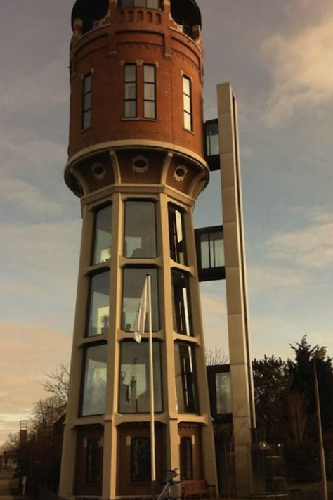 Silo House, Unusual Buildings, Unusual Homes, Tower House, Interesting Buildings, Adaptive Reuse, Unique Houses, Round House, Cabins And Cottages