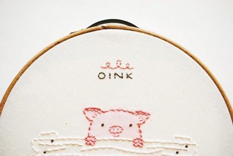 Super Cute Creators Interview: Mollie of Wild Olive Cute Embroidery Patterns, Animal Embroidery Patterns, Bracelet Message, Mini Embroidery, Pull Bebe, Penny Rug, Cute Embroidery, Animal Embroidery, Embroidery Fonts