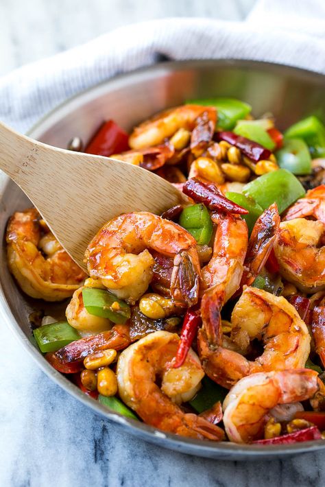 This recipe for Kung Pao shrimp is chock full of veggies and peanuts and is cooked in a savory yet spicy sauce. Make your own take out in just 20 minutes! Kung Pao Shrimp, Best Shrimp Recipes, Shrimp Stir Fry, Shrimp Dinner, Easy Meal Plans, Shrimp Dishes, Shrimp Recipe, Peanut Oil, Honey Garlic Chicken