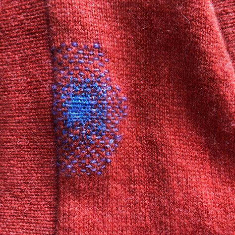 Darning Socks, Visible Mending Stitches, Mending Clothes, Make Do And Mend, Visible Mending, Diy Vetement, Embroidery Sweater, Repair Clothes, So Satisfying