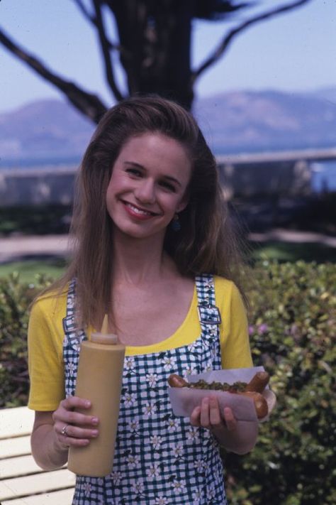 Kimmy Gibbler, Full House Tv Show, Aunt Becky, Danny Tanner, Stephanie Tanner, Dj Tanner, Uncle Jesse, 90s Tv Shows, John Stamos