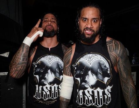 Jimmy & Jey uso Usos Wwe, Types Of Fade Haircut, Aj Styles Wwe, Samoan Dynasty, Roman Reigns Smile, The Usos, Baron Corbin, Kurt Angle, Wwe Tag Teams