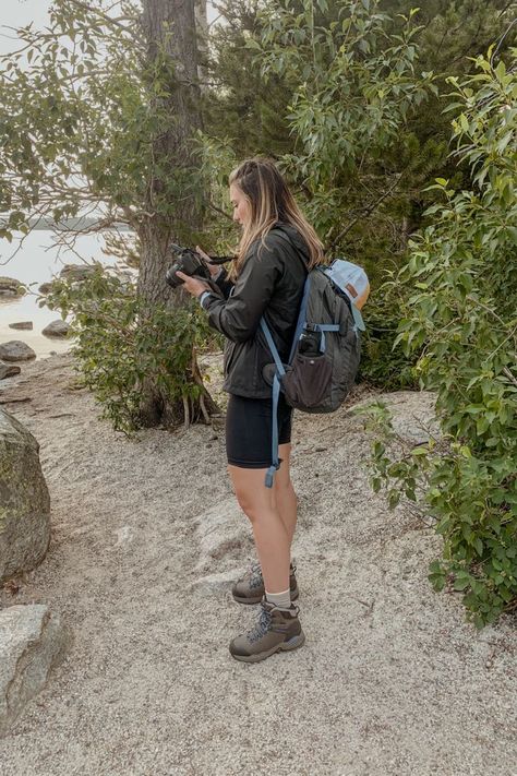 Cute Hiker Outfits, Hiker Outfits, Hiker Aesthetic, Hiking Outfits For Women, Peplum Top Outfits, Hiker Girl, Trekking Outfit Women, Trekking Outfit, Aesthetic Hiking