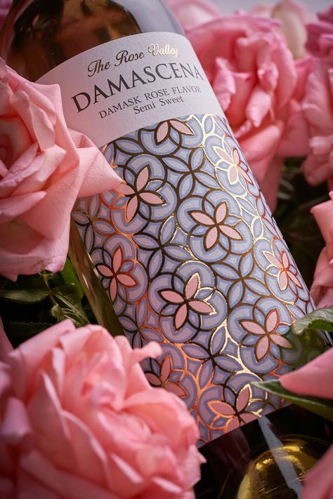 Rose Wine Label Design, Rose Wine Label, Creative Wine Label, Wine Bottle Label Design, Perfume Label, Wine Bottle Design, Honey Packaging, Packaging Label Design, Bottle Design Packaging