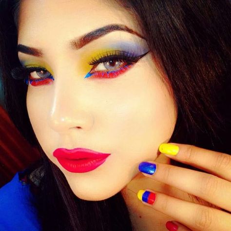 Colombian Makeup, Colombian Nails, Emerald Eye Makeup, Ecuador Fashion, Glass Makeup, Extreme Makeup, Fairy Makeup, Kiss Makeup, Costume Makeup