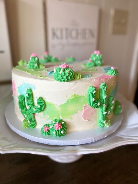 Cactus Themed Birthday Party, Fiesta Gender Reveal Cake, Cactus Cakes, Cactus Gender Reveal Party, Western Birthday Cakes Women, Cactus Cake Decoration, Boho Cactus Cake, Cactus Birthday Cake, Cactus Smash Cake