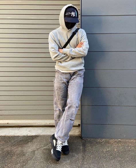 Jordan 5 Metallic Outfit, Jordan 5 Outfit Men, Jordan 5 Outfit, Men Graduation Outfit, Angel Clothes, Kanye West Style, Outfits Hombre, Metal Clothing, Street Style Outfits Men