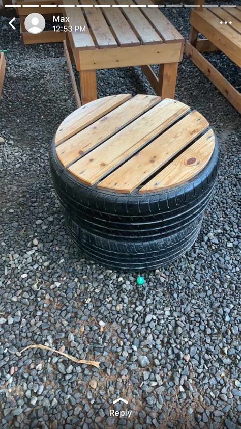 Tire Table, Tire Furniture, Garden Rustic, Homemade Tables, Diy Sofa Table, Summer Mantle Decor, Diy Patio Furniture Cheap, Old Tires, Diy Garden Furniture