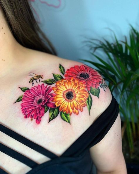 Bright Flower Tattoos, Zinnia Tattoo, Gerbera Daisy Tattoo, Sewing Tattoos, Daisy Flower Tattoos, Meaning Tattoos, Zinnia Flower, Horoscope Tattoos, Gerber Daisy