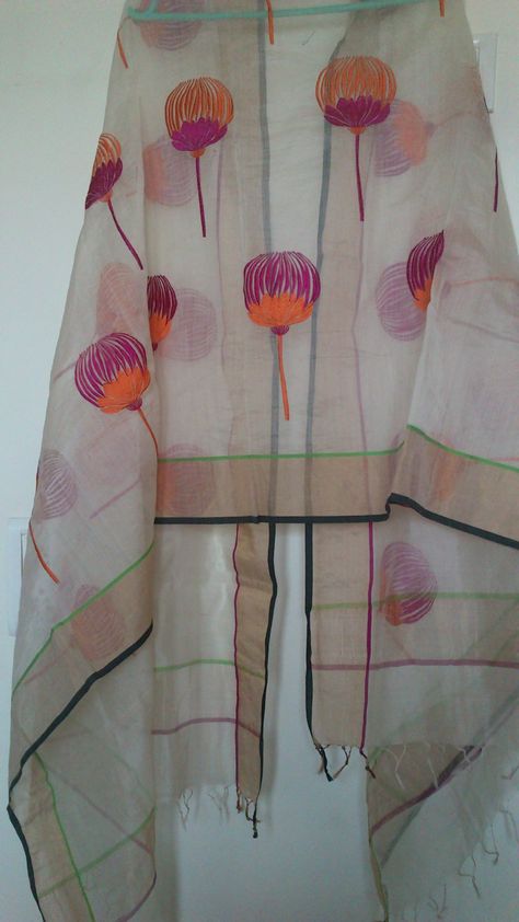 handloom dupatta Handloom Dupatta, India And Pakistan, Pakistani Outfits, Elegant Dress, Pakistan, India, Quick Saves