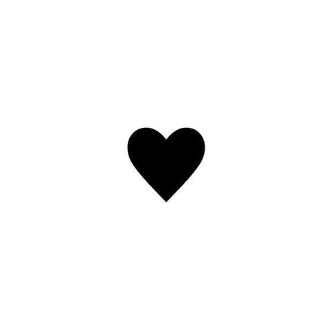 Noir Tattoo, Heart Smiley, Cupid Tattoo, Logo Application, Application Iphone, Black And White Logos, Heart Tattoo Designs, Black And White Heart, Cute Texts For Him