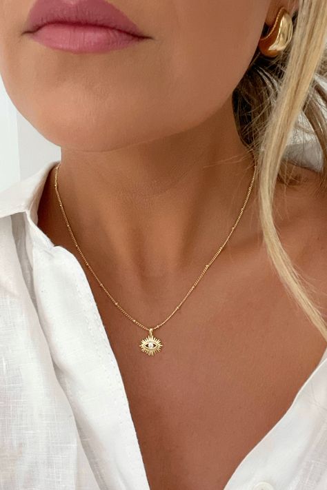 Sleek Chic, Modern Accessories, Dainty Gold Necklace, Protection Necklace, Evil Eye Necklace, Eye Necklace, Gold Filled Jewelry, Dainty Jewelry, Gold Filled Chain