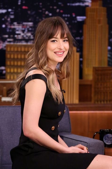 Margot Robbie, Selena Gomez and More of the Week's Best Beauty Looks Dakota Johnson Hair, Dakota Jhonson, Dakota Style, Nick Bateman, Dakota Mayi Johnson, Dakota Johnson Style, Eddie Redmayne, David Gandy, 50 Shades Of Grey