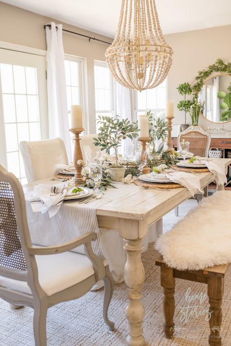 Farmhouse Table Setting, Cottage Dining, Spring Table Settings, Dining Room Contemporary, Centerpiece Table, French Cottage, Spring Table, Dining Room Inspiration, Farmhouse Dining Room