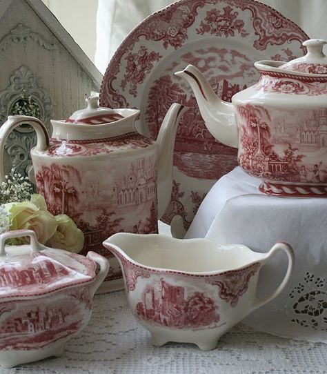 teapots, sugar & creamer Vintage Cupboard, French Country Bedrooms, French Country Kitchens, French Country Design, House Gardens, French Cottage, French Country Cottage, White China, Country Design