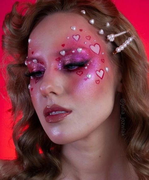 Valentine’s Day Face Paint, Cupid Makeup Looks, Heart Makeup Look, Cupid Makeup, Vday Makeup, Make Carnaval, Makeup Pictorial, Face Art Makeup, Rave Makeup