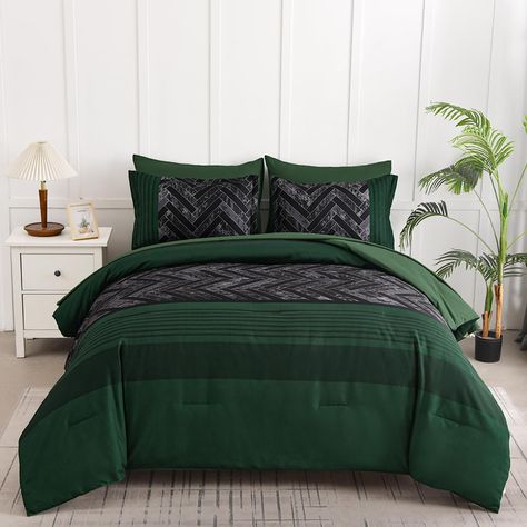 PRICES MAY VARY. ❤️Unique Design：This stunning emerald green comforter features bold stripes accented with a glimmering gold metallic design, creating a stylish and eye-catching look. The striking geometric pattern adds a contemporary touch, while the rich emerald hue provides a warm and inviting atmosphere, offering both comfort and luxury to your bedroom decor. ❤️Durable Materials：This cozy comforter is crafted from soft and durable microfiber fabric, providing a warm and comfortable sleeping Emerald Green Duvet Cover Bedroom Ideas, Emerald Green And Gray Bedroom, Green Bedding Room Ideas, Green And Grey Room, Green Bedroom Set, Forest Green Comforter, Emerald Green Comforter, Green And Gray Bedroom, Emerald Green Bedroom Ideas