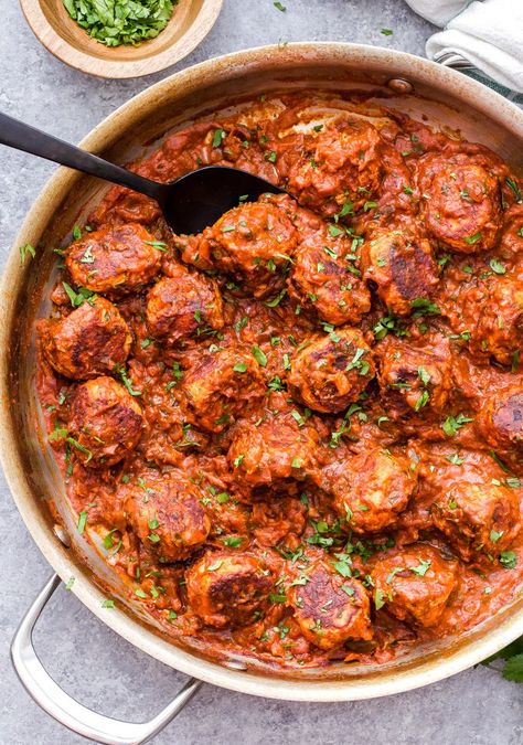 Skillet Chicken Tikka Masala Meatballs are a twist on the popular Indian dish. Chicken meatballs are simmered in a flavorful tikka masala sauce and served over rice. Runner Recipes, Recipe Runner, Tikka Masala Sauce, Fried Recipes, Gf Food, Masala Sauce, Fried Chicken Tenders, One Skillet Meals, Oven Fried