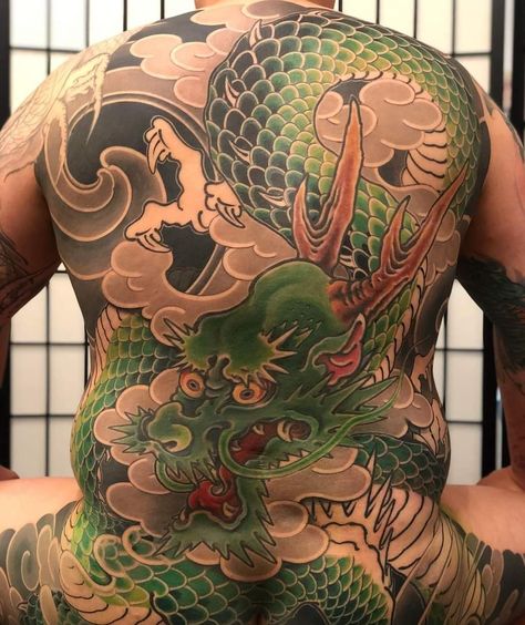 Back Tattoo Japanese, Traditional Japanese Tattoo Designs, Cap Drawing, Yakuza Tattoo, Chinese Tattoo, Full Back Tattoos, Tattoo Photography, Traditional Japanese Tattoos, Full Body Tattoo