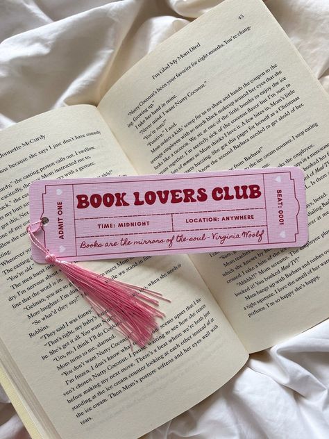 bookmark Female Books, Bookmark Crochet, Cute Bookmark, Gift For Book Lover, Ayat Alkitab, Cute Bookmarks, Coupon Design, Bookmark Gifts, Virginia Woolf