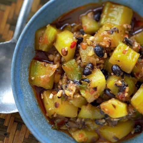 Stir-Fried Cucumbers with Hot Spices - The Happy Foodie Fried Cucumbers, Cooked Cucumber, Longevity Noodles, Hot Spices, Cucumber Recipes, Chicken Fried Rice, Chinese Dishes, Latest Recipe, How To Cook Chicken