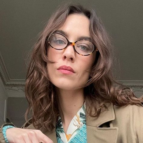 Alexa Chung on Instagram: "Honey I shrunk the bag. @miumiu #miumiuholiday" Miu Miu Eyeglasses, Autumn Goals, Teacher Core, Glasses Inspo, Eyes Without A Face, Miu Miu Glasses, Glasses Style, Girls With Glasses, Optical Glasses