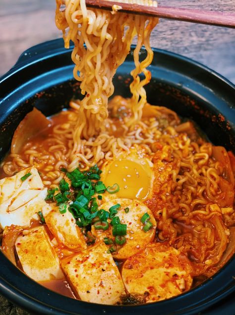 Craving a burst of flavor in a flash? Dive into this quick and spicy Korean tofu ramen recipe by Tiffy Cooks, ready in just 20 minutes. Perfect for busy weeknights, this dish combines silky tofu with a rich, spicy broth that will warm your soul. Easy to make and packed with authentic Korean flavors, it's a delicious way to spice up your dinner routine. Whether you're a ramen enthusiast or just looking for a new culinary adventure, this recipe is sure to impress. Get ready to savor every slurp! Korean Silken Tofu, Beige Food, Tofu Ramen, Korean Tofu, Ramen Spicy, Spicy Broth, Korean Ramen, Tiffy Cooks, Ramen Recipe