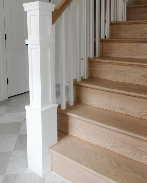 We love incorporating the old with the new. We saved these original stairs by sanding and staining them with our custom oak stain mixture. This color accentuates an organic, natural and light vibe and will last for many years to come! The new baluster and spindles for an updated feel. Design: @intuitive.design_ 🛠️: @greateastern_contracting 📸: @megleonardcodesign Annapolis interior design. Full home renovation. Checkered foyer. White oak stairs. #intudesign Light Oak Staircase, Checkered Foyer, White And Oak Staircase, White And Wood Staircase, Wood Stairs Ideas, White Oak Stairs, White Oak Staircase, Farmhouse Staircase, White Stairs