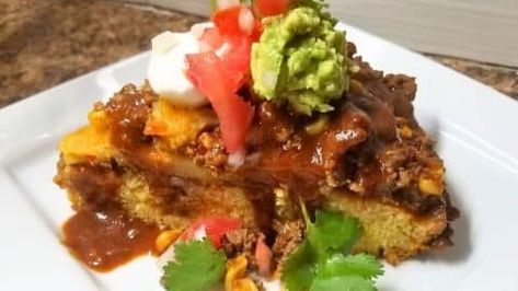 Tex-Mex Style Tamale Pie Recipe | DIY Joy Projects and Crafts Ideas Rachel Cooks With Love, Chicken Tamale, Tamale Pie Recipe, Kitchen Aid Recipes, Salmon Patties Recipe, Beef Ground, Tamale Pie, Mexican Dish, Mexican Casserole