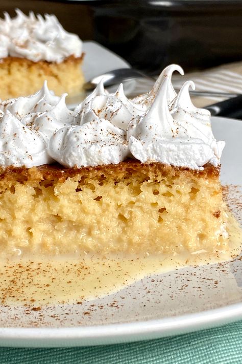 Three Milk Cake, Tres Leches Cake Recipe, Milk Dessert, Cooking Cream, Colombian Food, Tres Leches Cake, Milk Cake, Cuban Recipes, Tres Leches