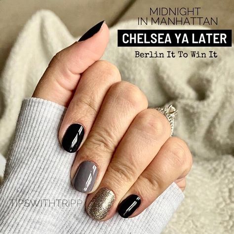 Nan Narisara Phillips on Instagram: “Such a pretty mixed mani combination‼️ Midnight in Manhattan on all nails with accents of Chelsea Ya Later and Berlin it to win it! 🖤🖤🖤…” Fall Nail Ideas, Nail Color Combos, Mixed Mani, Nail Polish Colors Fall, Cute Nails For Fall, Fabulous Nails, Color Street Nails, Fancy Nails, Nail Polish Colors