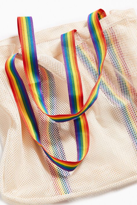 Slide View: 4: UO Community Cares + GLSEN Pride 2018 Rainbow Tote Bag Rainbow Bag, Education Organization, Rainbow Decorations, Black Lines, Pride Gifts, Color Code, Fun Bags, Things To Buy, Trending Accessories