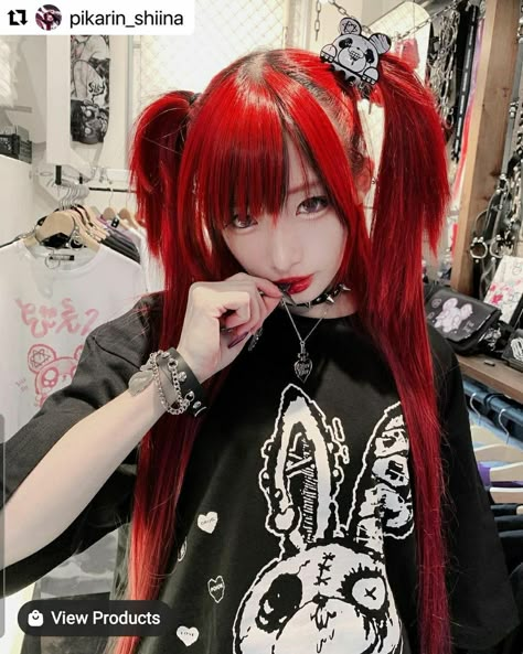 Gyaru Hairstyles Pigtails, Red Hair Pigtails, Hikari Shiina, Red Hair Goth, Black Hair Japanese, Red Hair With Bangs, Harajuku Hair, Girl With Pigtails, Black Red Hair