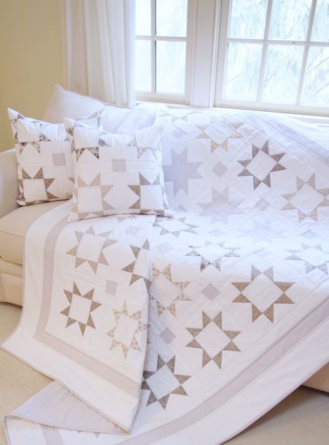 Silver Starlight Quilt Pattern - Maple Cottage Designs Modern Baby Quilt Patterns, Pinwheel Quilt Pattern, Colchas Quilting, Quilt Star, Star Quilt Pattern, Neutral Quilt, Pillow Covers Pattern, Farmhouse Quilts, Christmas Quilt Patterns