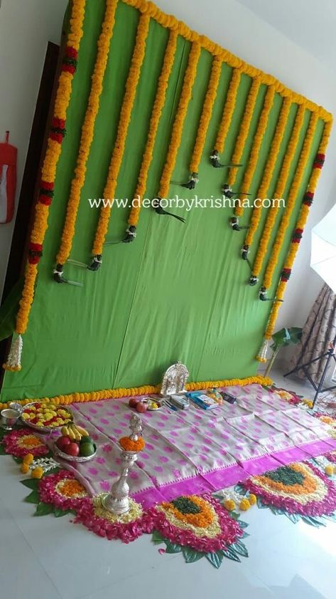 Annaprasana Decoration Ideas, Annaprasana Decoration Ideas At Home, Indian Baby Shower Decorations, Leaf Decor Wedding, Small Wedding Decor, Home Flower Decor, Simple Stage Decorations, Ganpati Decoration At Home, Janmashtami Decoration