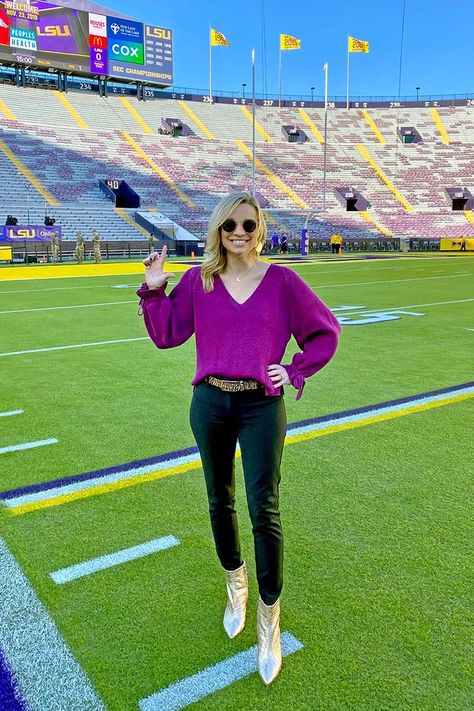 LSU Game Day Outfits: November Sideline Style | Emily Villere Dixon Lsu Game Day Outfit Winter, Lsu Tailgate Outfit, Lsu Womens Outfit, Lsu Football Game Outfit, Football Game Outfit Cold, College Football Game Outfit Lsu, Lsu Gameday Outfit Purple Gold, Outfits November, Lsu Game Day Outfit