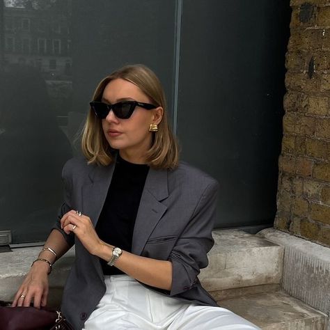 Lydia Tomlinson, Minimal Fashion, Work Outfit, Fashion Outfits, Black And White, Outfit Inspo, On Instagram, White, Instagram