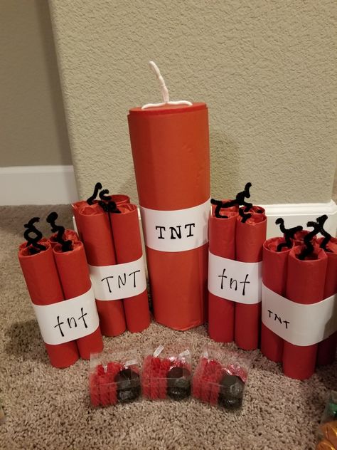 Minecraft TNT favors/centerpieces Minecraft Tnt, Army Party, Superhero Birthday, Teacher Stuff, Plastic Cup, Super Hero, Minecraft, Levi's, Birthday Party